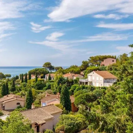 Beau T2 Avec Terrasse Vue Saint-Peïre-sur-Mer