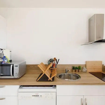 Appartamento Beau T2 Avec Terrasse Vue *